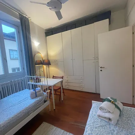 Privata In Santa Croce Δωμάτια σε οικογενειακή κατοικία Φλωρεντία
